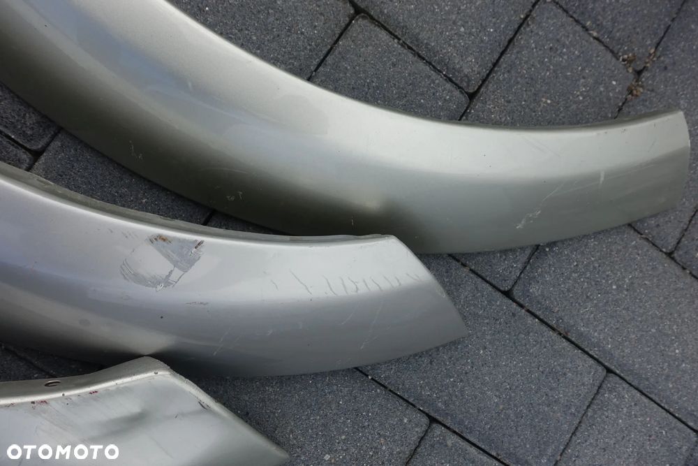 ZDERZAK PRZEDNI TYLNY LISTWY NADKOLI SUZUKI SAMURAI - 15