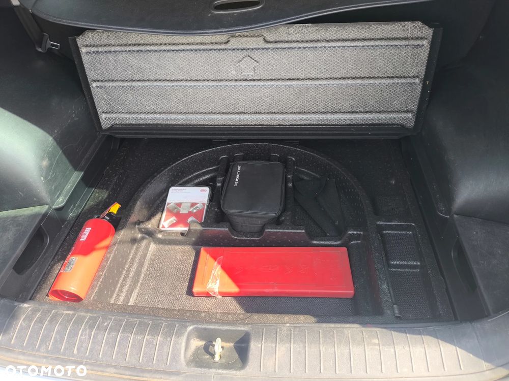 Kia Sportage 1.7 CRDI 2WD ISG Spirit - 11