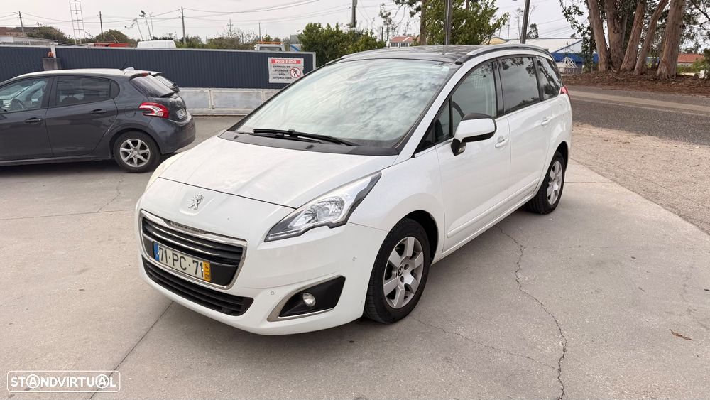 Peugeot 5008 - 2