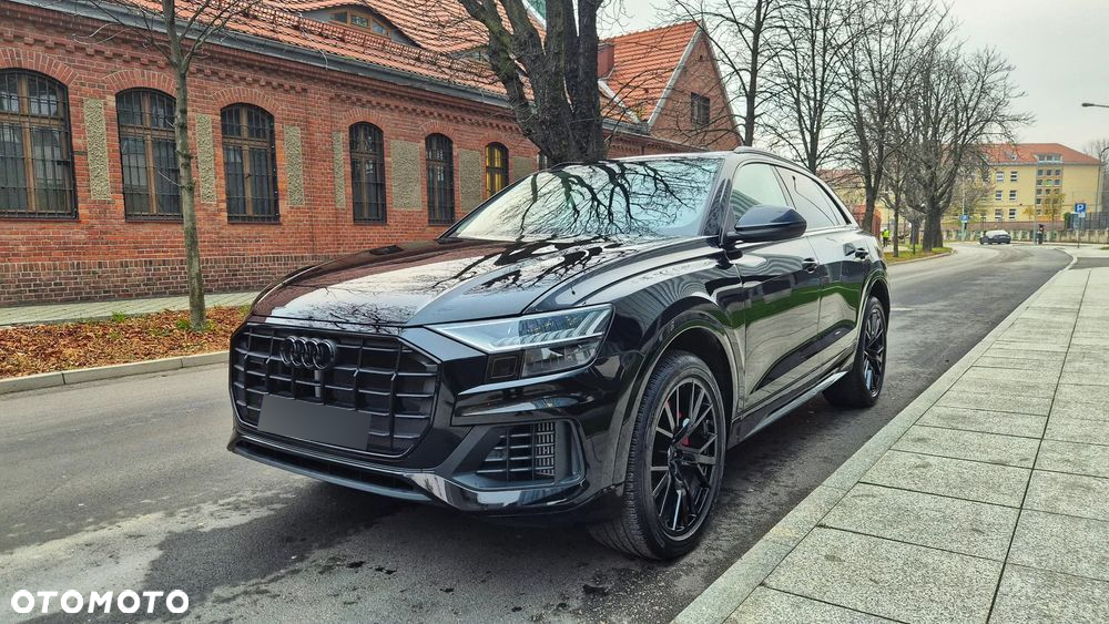 Audi Q8 55 TFSI quattro tiptronic - 11