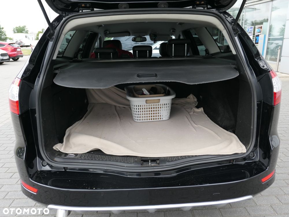 Ford Mondeo - 17