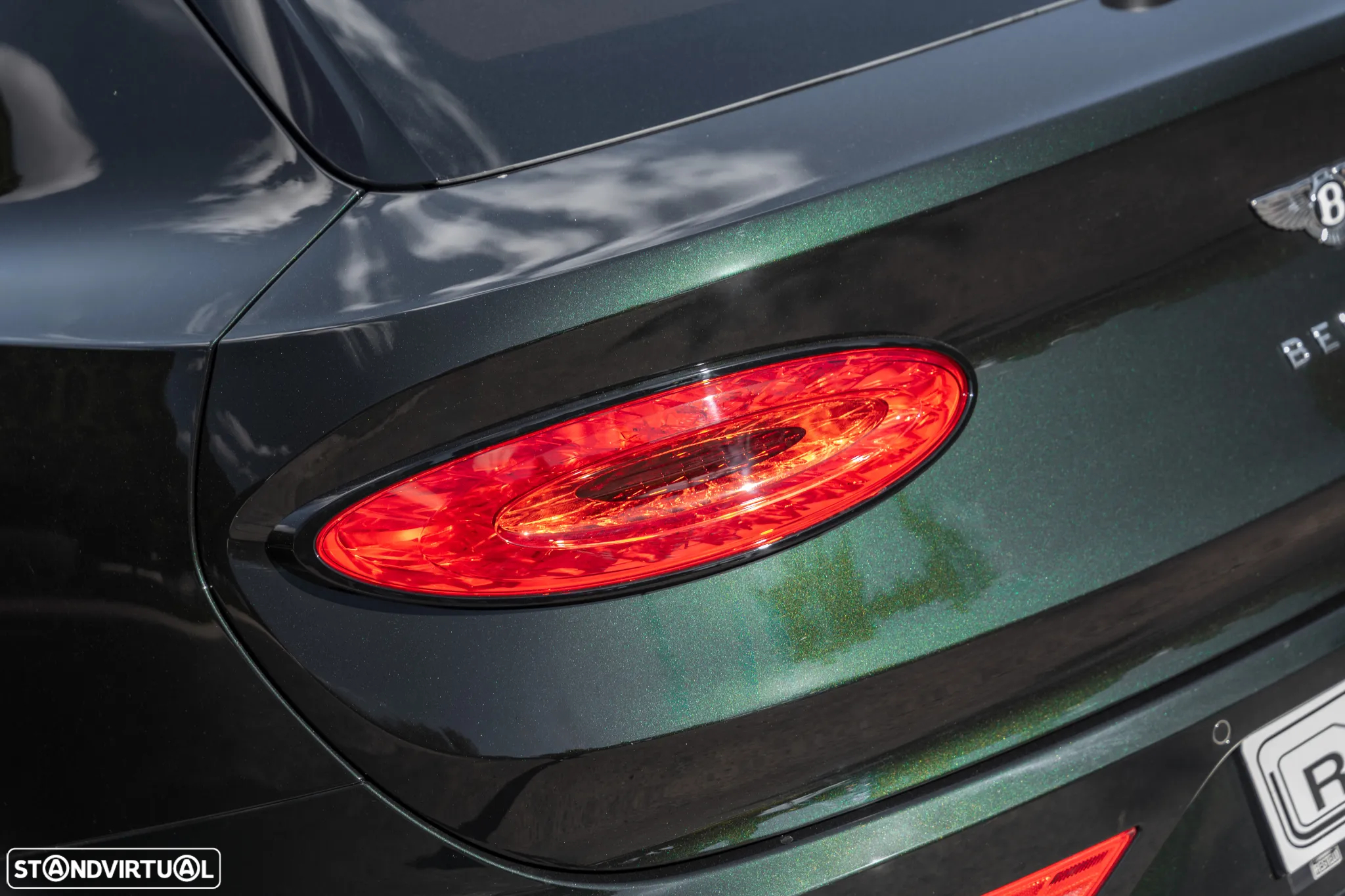 Bentley Bentayga Hybrid Azure - 8