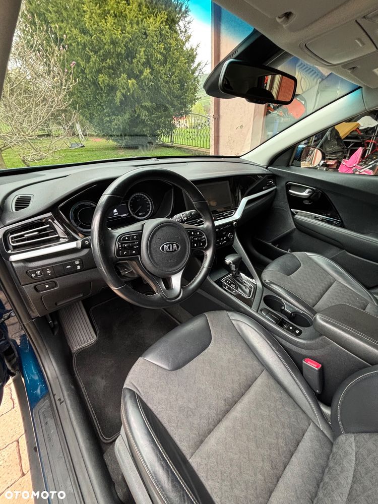 Kia Niro - 11