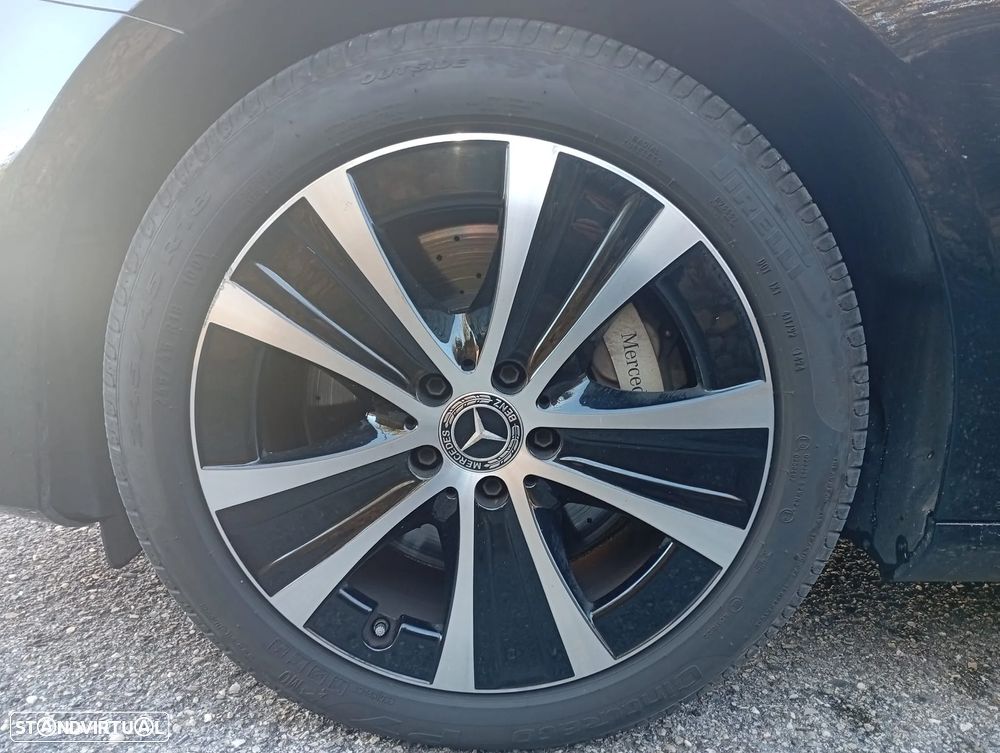 Mercedes-Benz E 300 de 4Matic 9G-TRONIC Avantgarde - 8