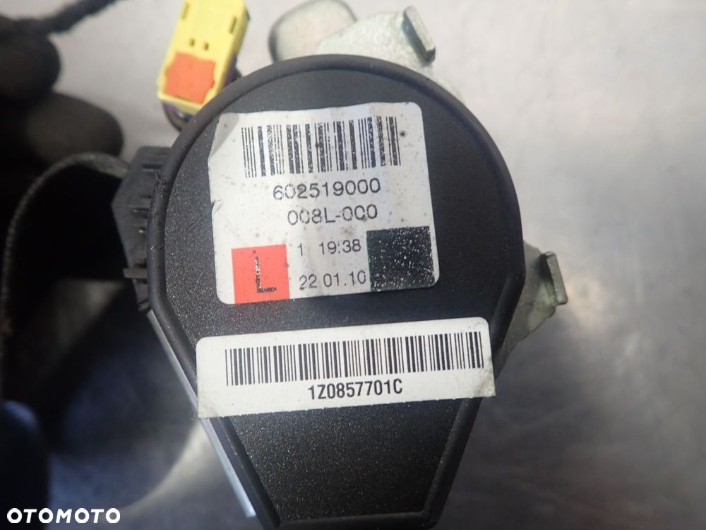 PAS LEWY PRZEDNI BEZPIECZEŃSTWA SKODA OCTAVIA II 1Z0857701C - 3