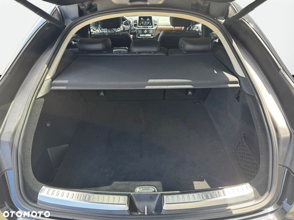 Mercedes-Benz GLE - 16