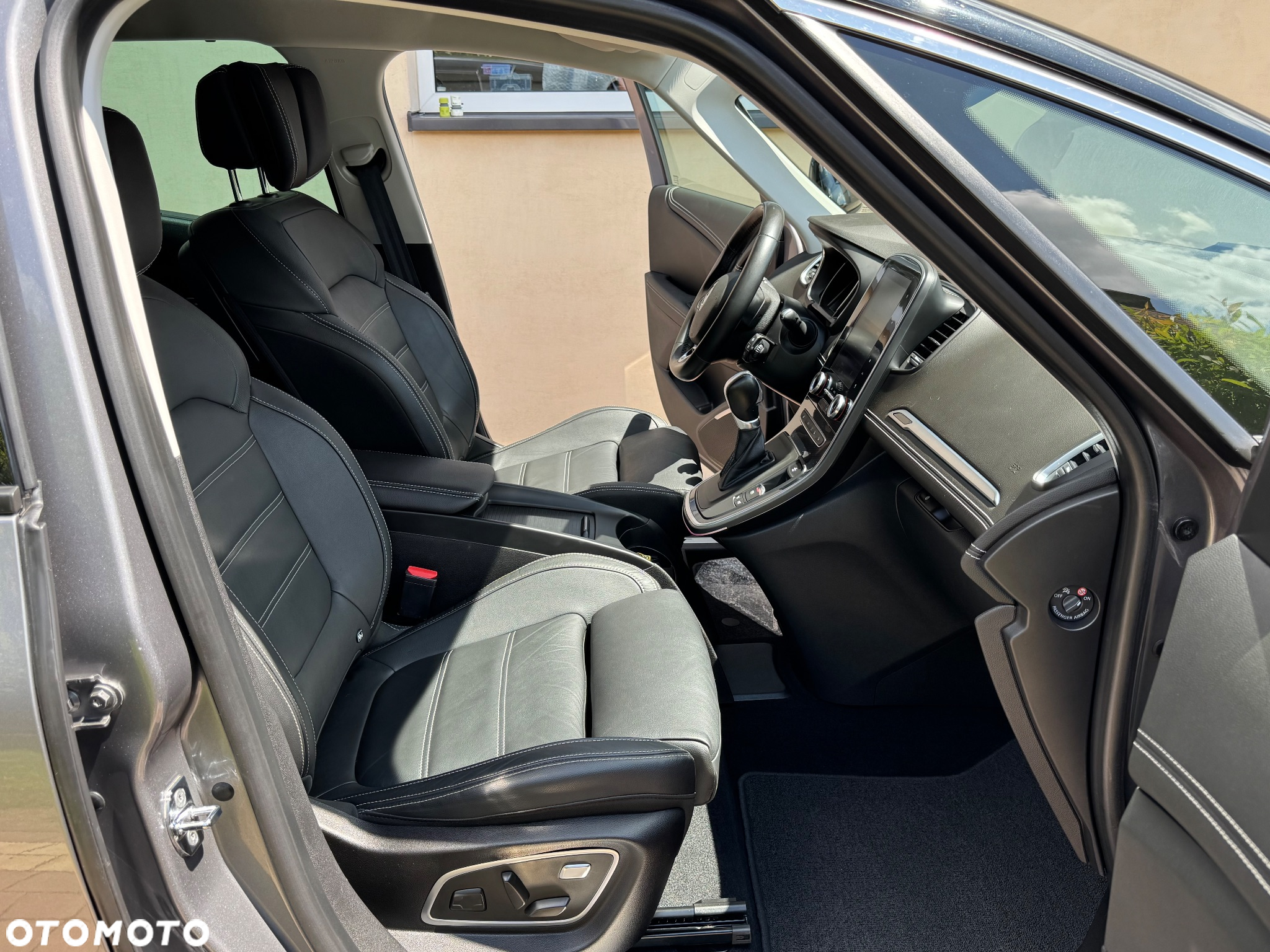 Renault Scenic 1.6 dCi Bose EDC - 28