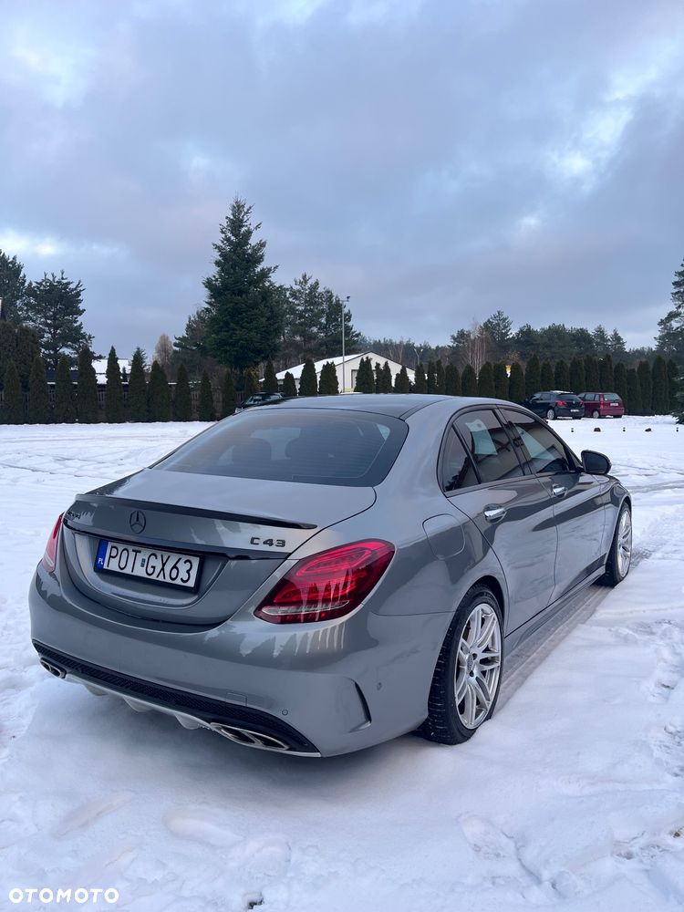 Mercedes-Benz Klasa C 450 AMG 4Matic 7G-TRONIC - 6