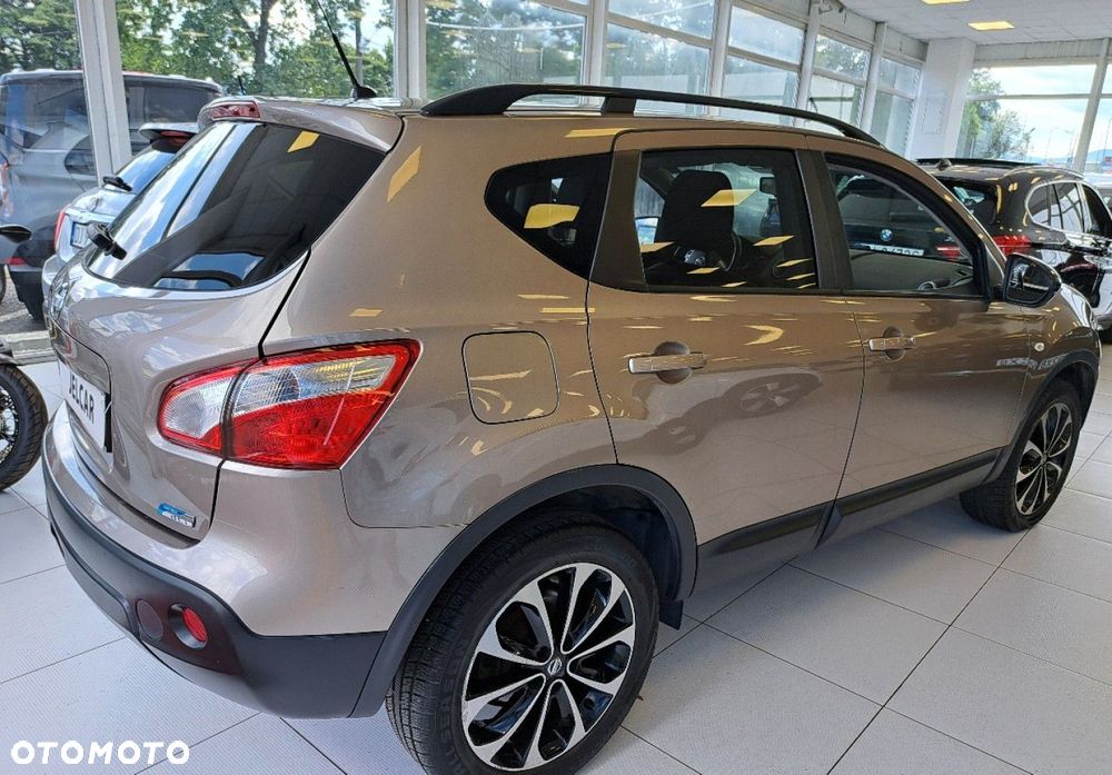 Nissan Qashqai - 9