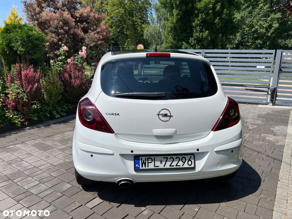 Opel Corsa 1.4 16V Color Edition - 4