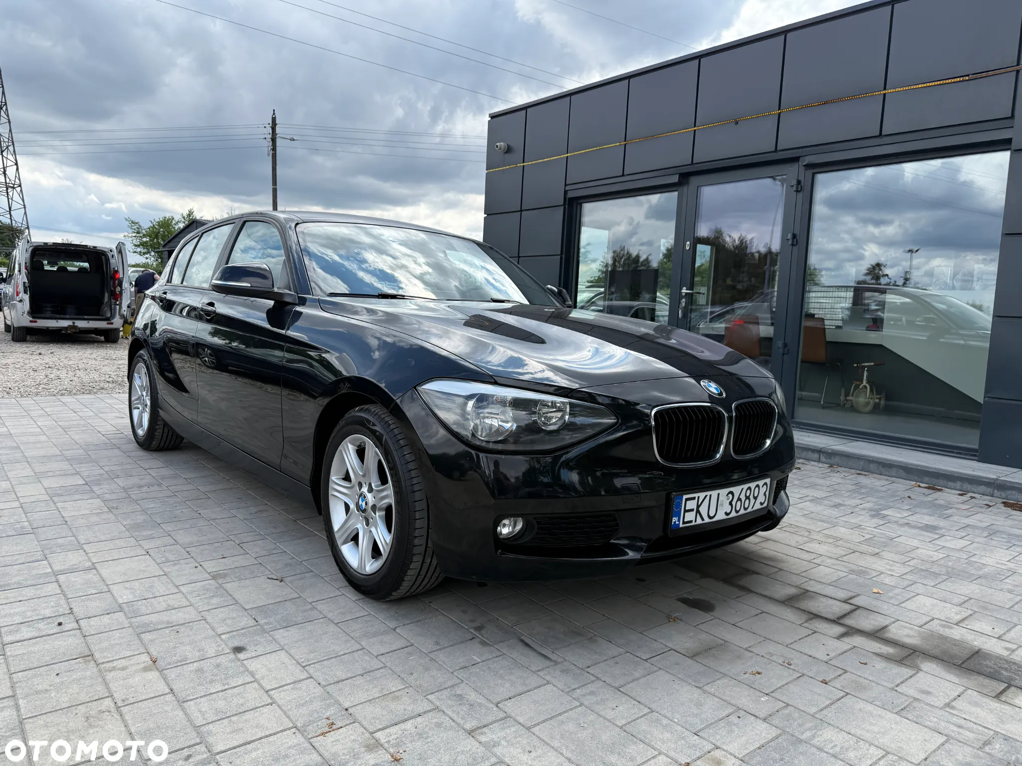 BMW Seria 1 114i - 8