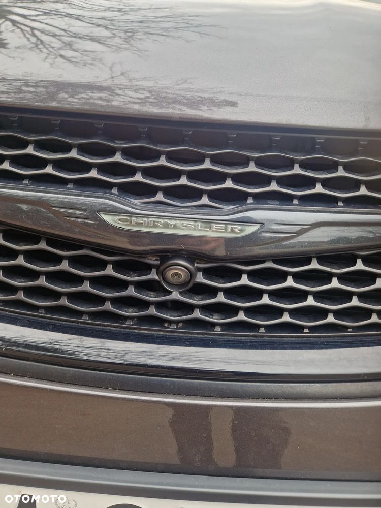 Chrysler Pacifica - 17