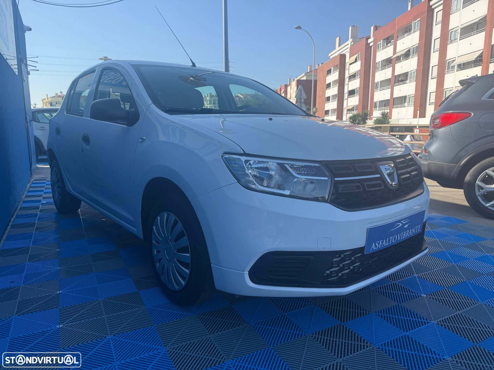 Dacia Sandero 1.0 SCe Comfort - 10