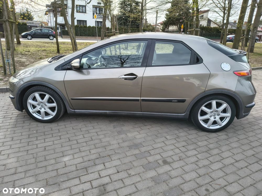 Honda Civic 1.8 Sport - 4