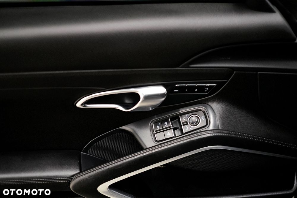 Porsche 911 Carrera S - 9