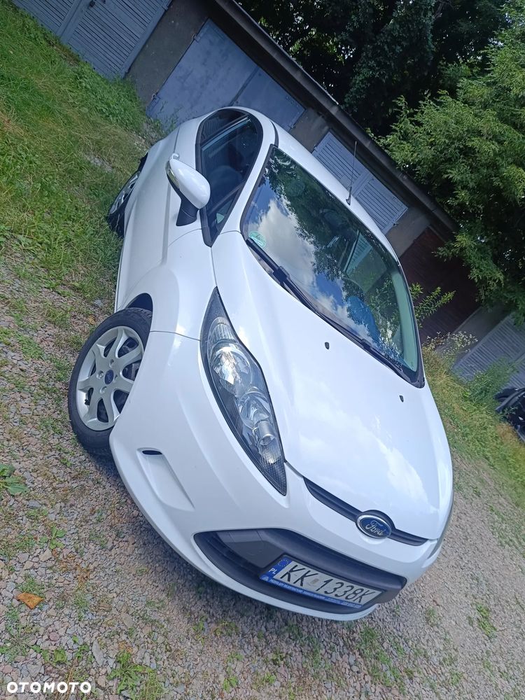 Ford Fiesta - 2