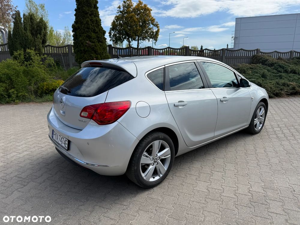 Opel Astra 1.6 ENERGY - 8