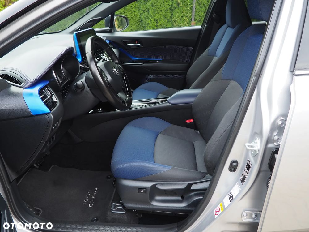 Toyota C-HR 1.2 T Premium CVT 4x4 - 26