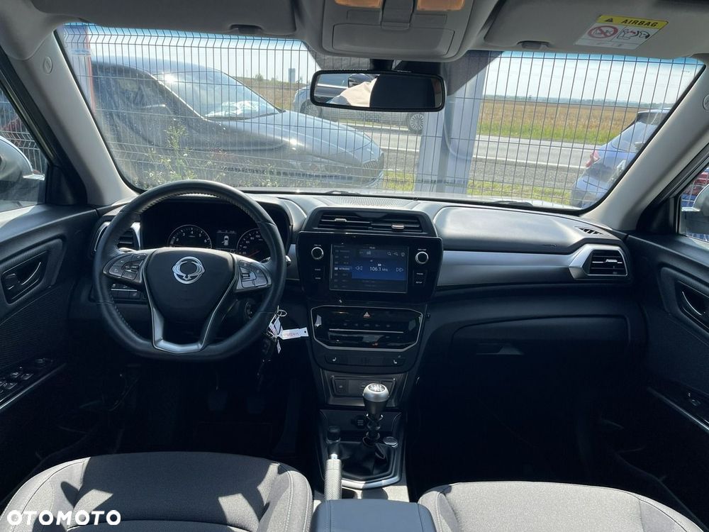 SsangYong/KGM Tivoli Grand 1.5 T-GDi 2WD Amber - 9