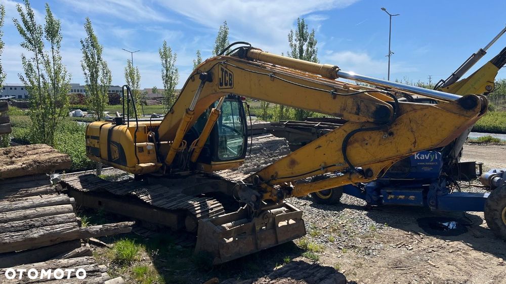 JCB Js 220 - 4