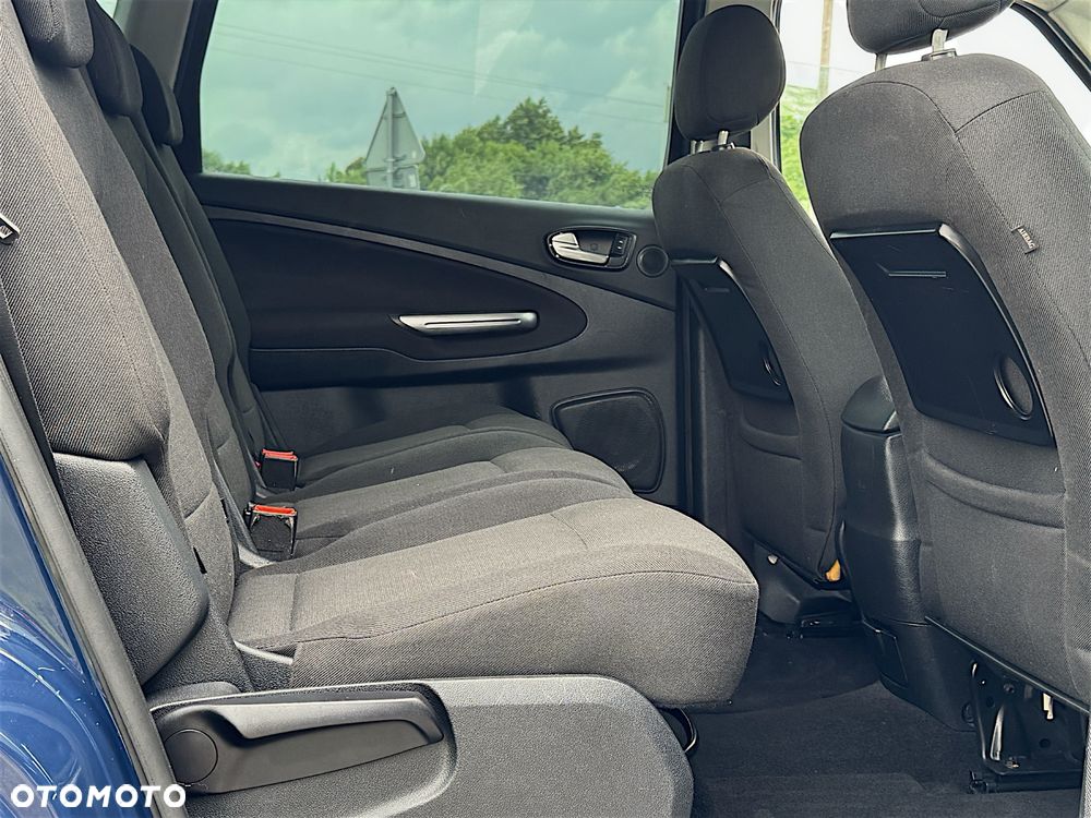 Ford S-Max - 6