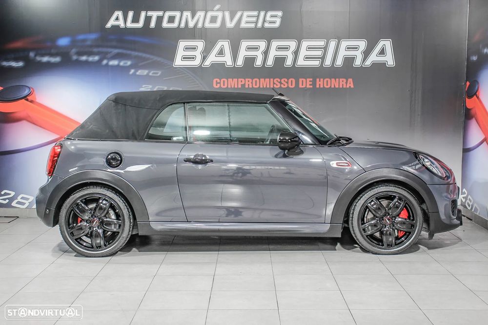 MINI Cabrio John Cooper Works Auto Desportiva - 19