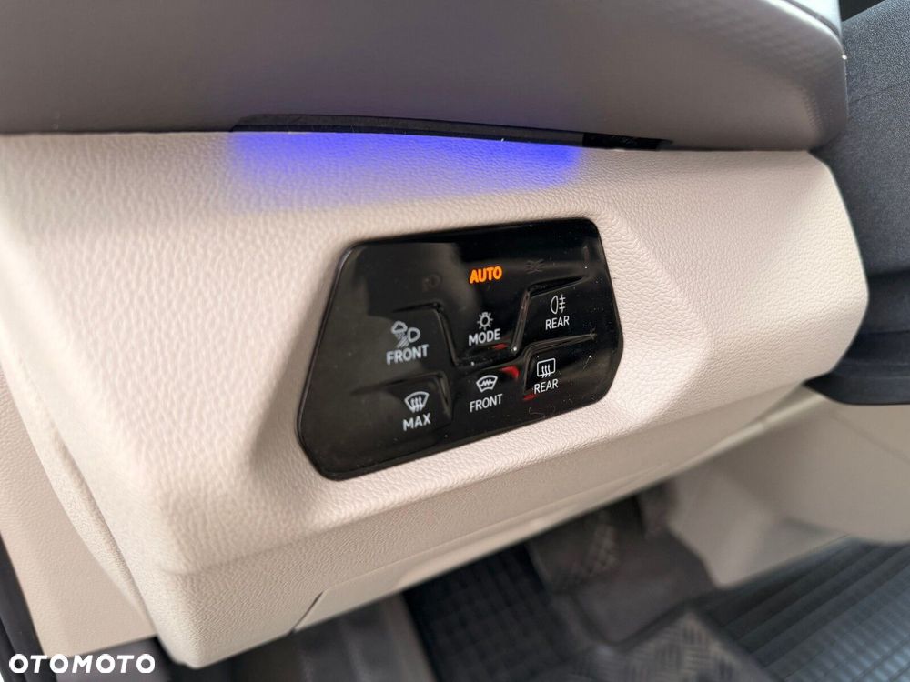 Volkswagen Multivan 2.0 TDI L1 Life DSG - 24