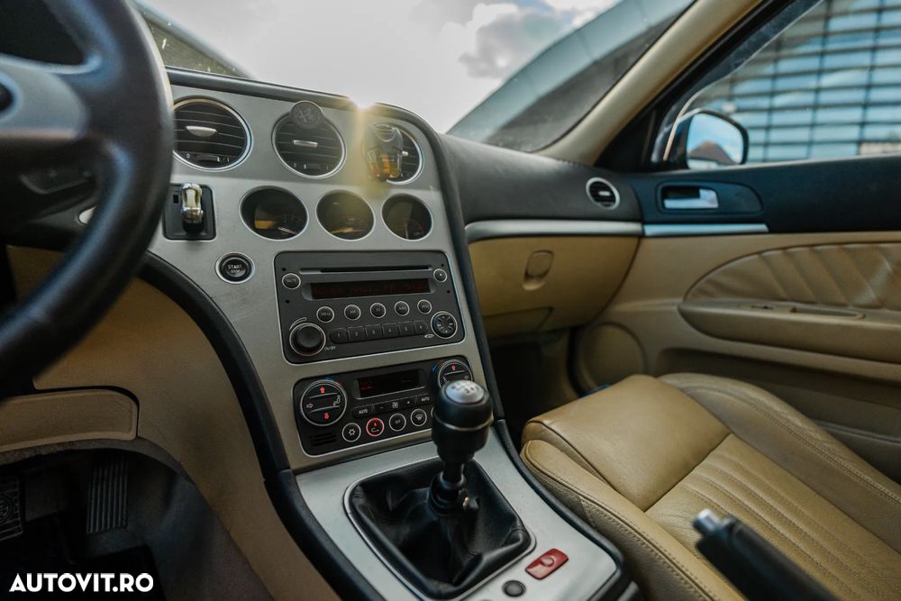 Alfa Romeo 159 2.0 Multijet 16v Distinctive - 14