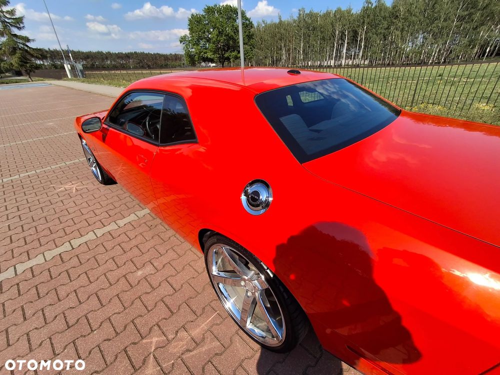Dodge Challenger 5.7 R/T - 16