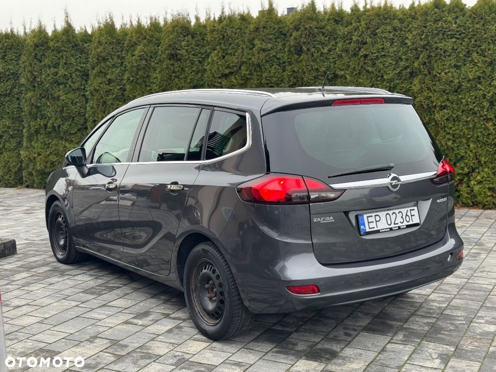 Opel Zafira - 8