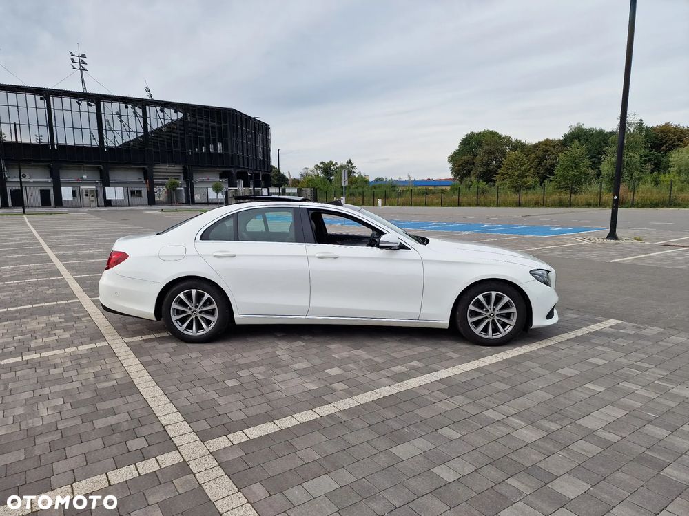 Mercedes-Benz E-Class 2018 photo 3