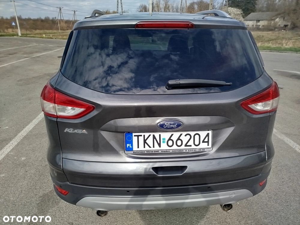 Ford Kuga 2.0 TDCi 2x4 Titanium - 11