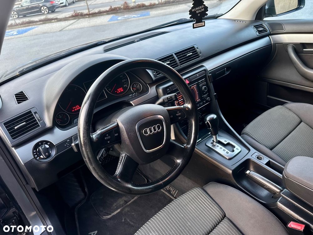 Audi A4 Avant 2.0 TDI multitronic - 5