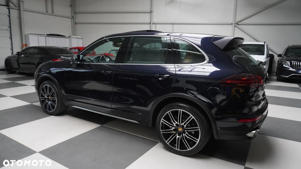 Porsche Cayenne S Tiptronic S - 16