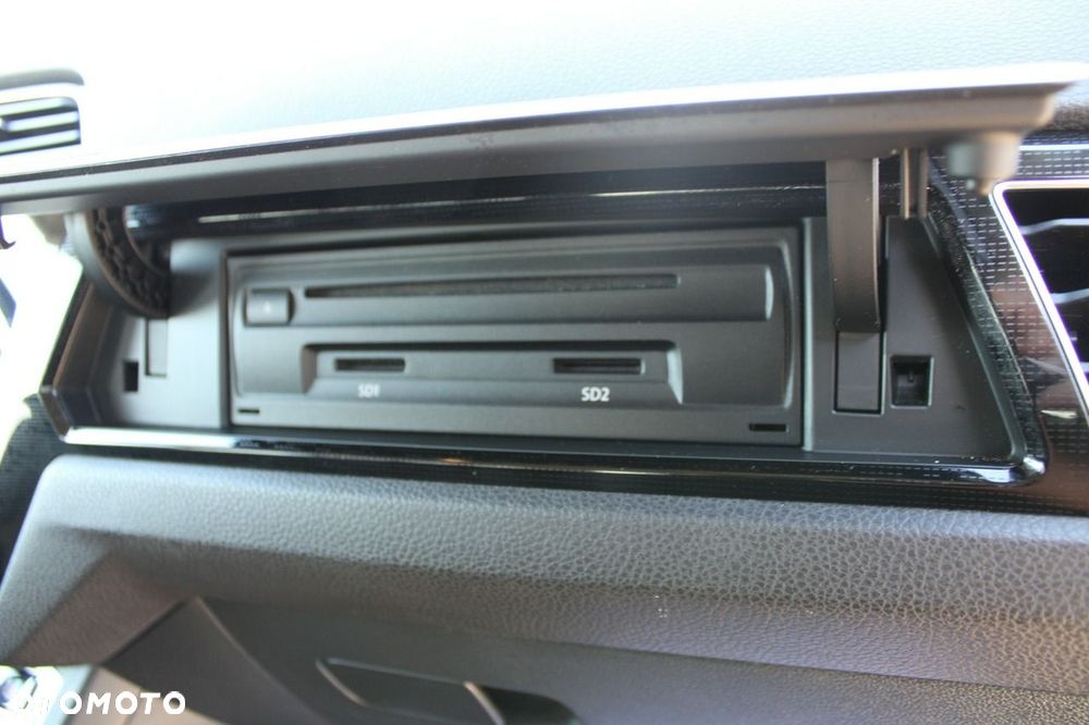 Volkswagen Touran 1.4 TSI (BlueMotion Technology) SOUND - 24