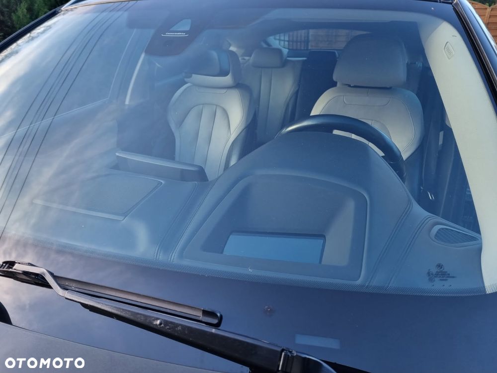 BMW X6 xDrive40d - 9