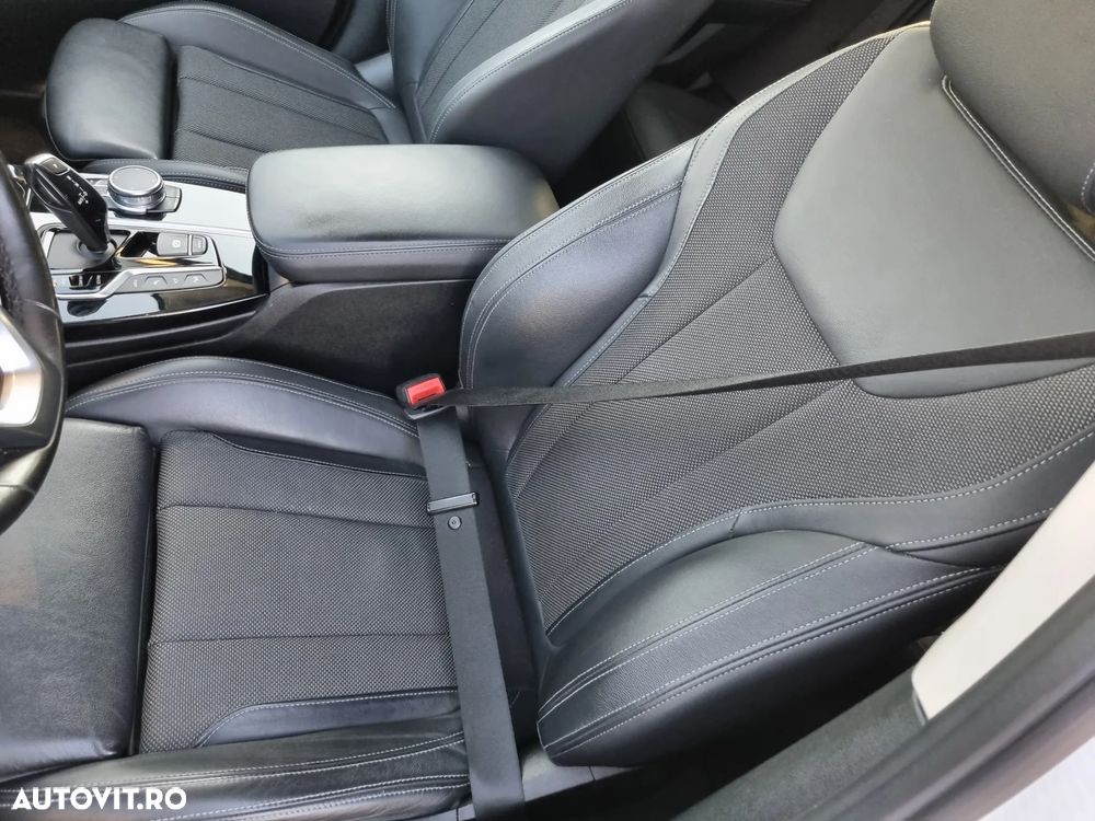 BMW X3 xDrive30e AT PHEV - 9