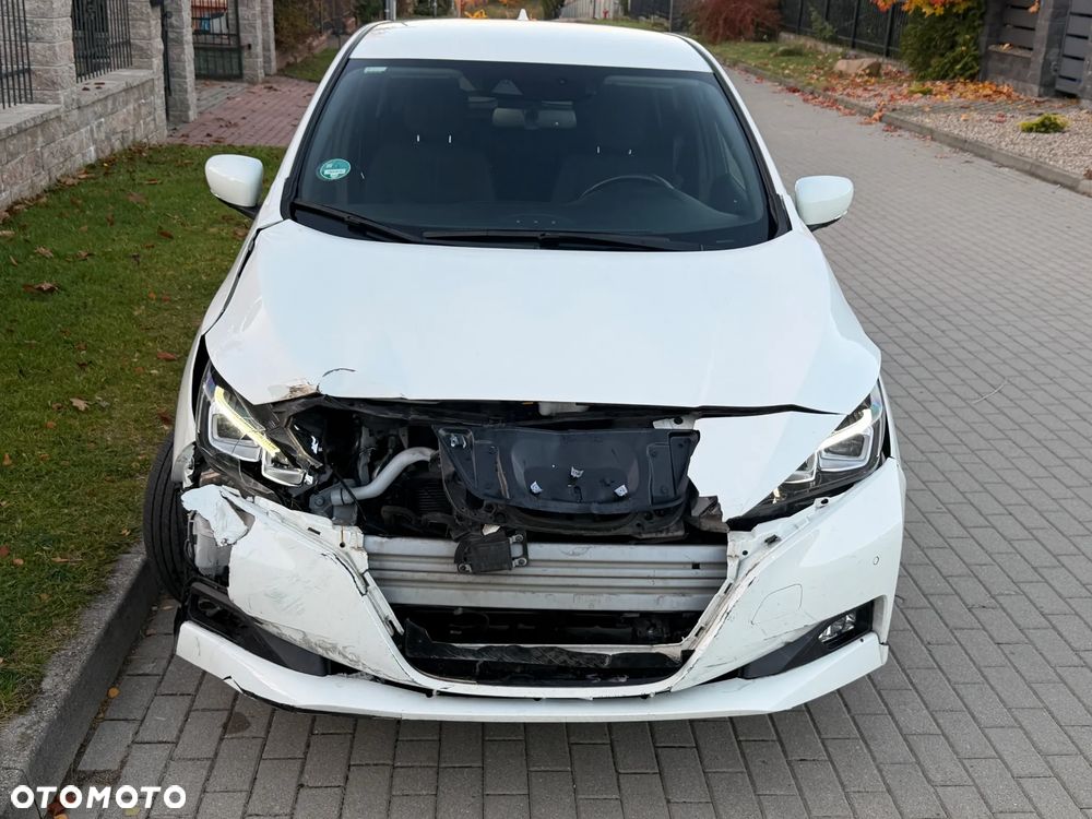 Nissan Leaf 40kWh Tekna - 28