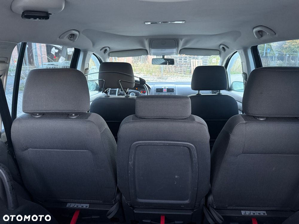 Volkswagen Touran 2.0 TDI DPF Highline - 21