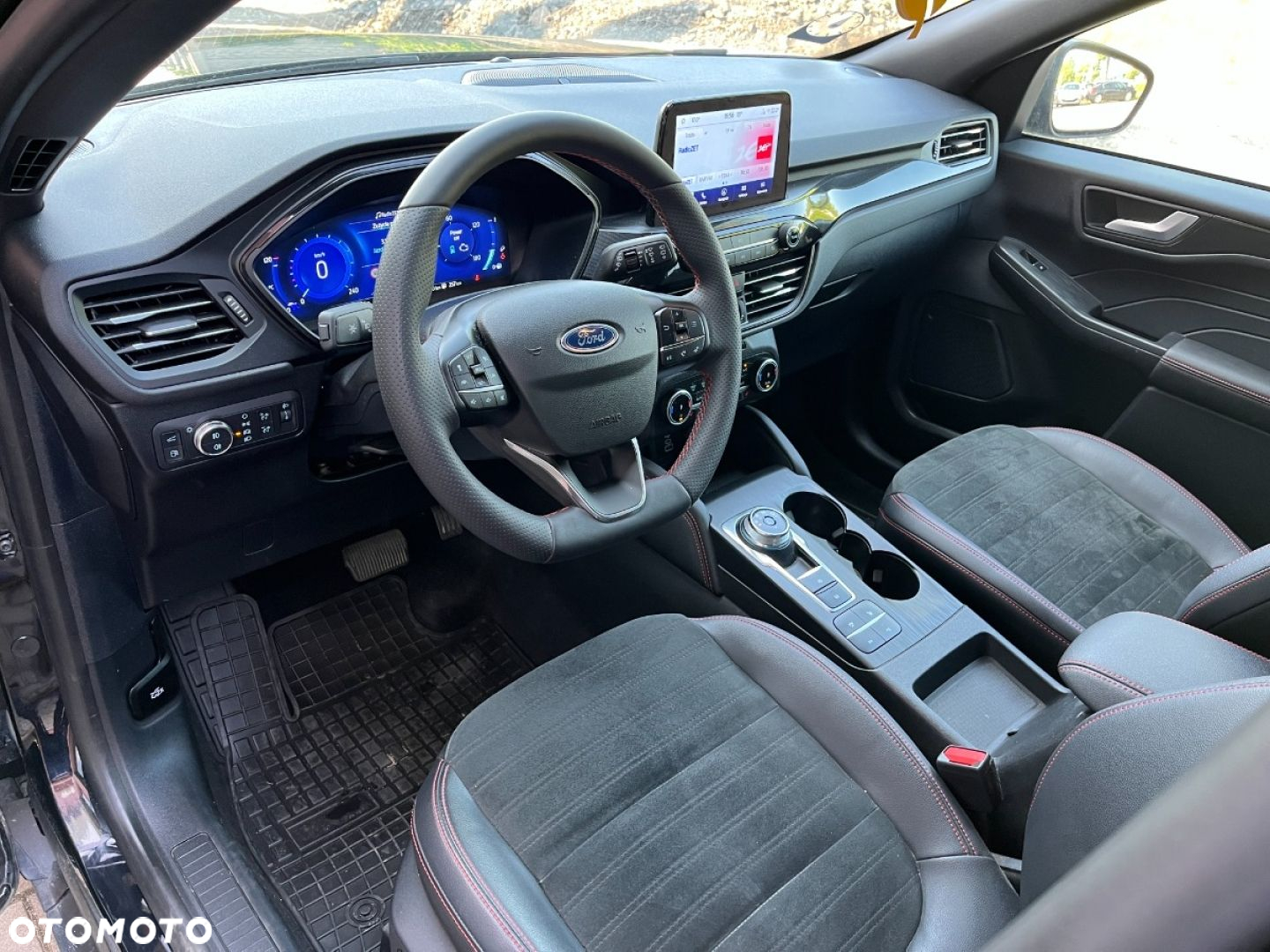 Ford Kuga 2.5 Duratec PHEV ST-LINE - 8