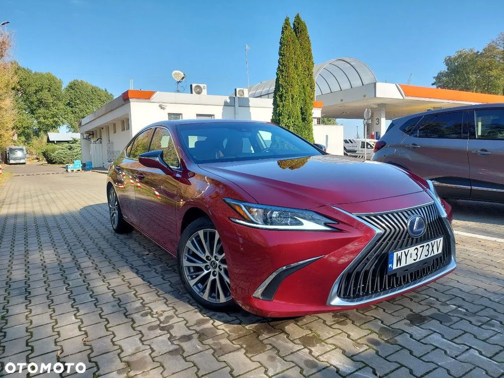 Lexus ES 300h Business Edition + - 1