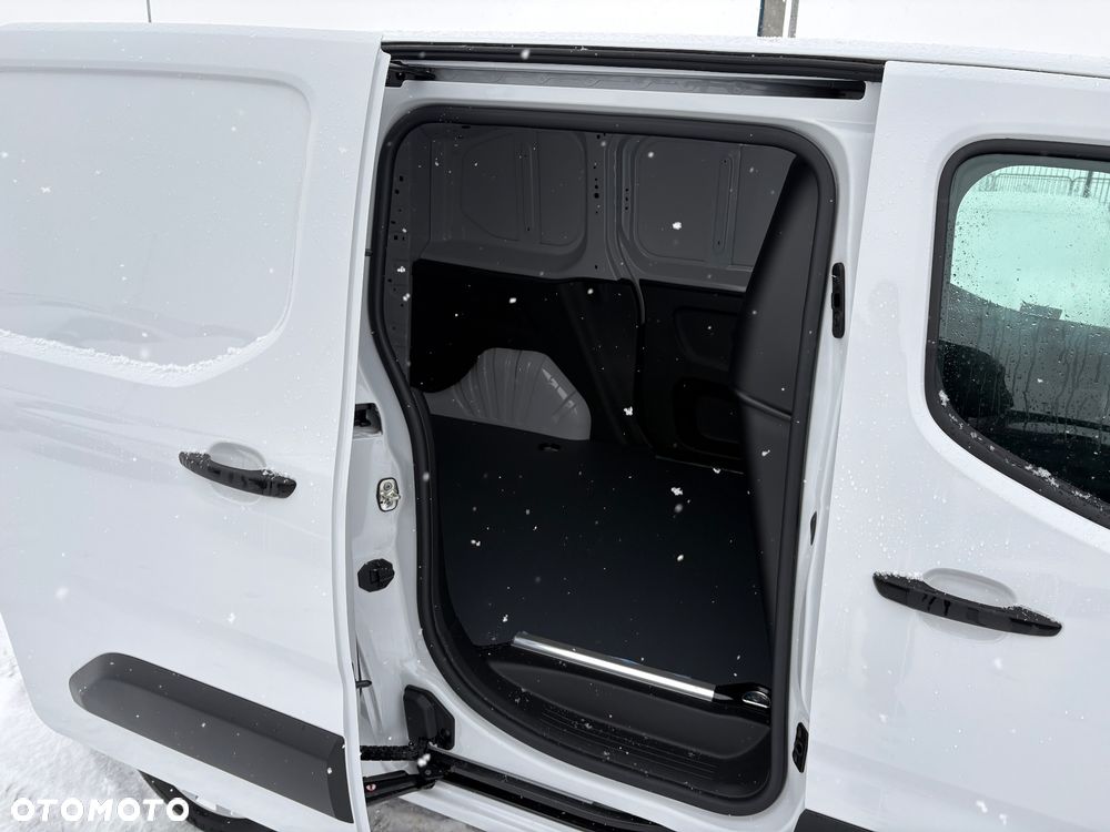 Toyota Proace CITY - 22