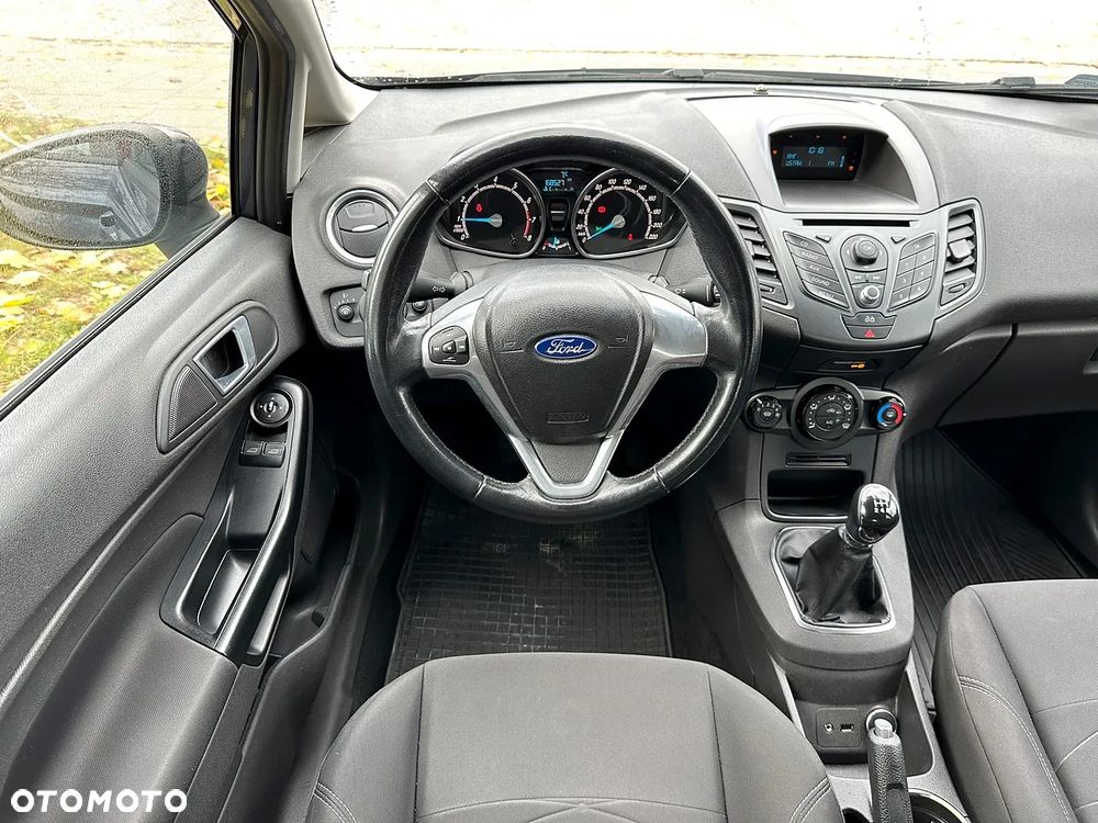Ford Fiesta 1.0 EcoBoost Titanium - 11