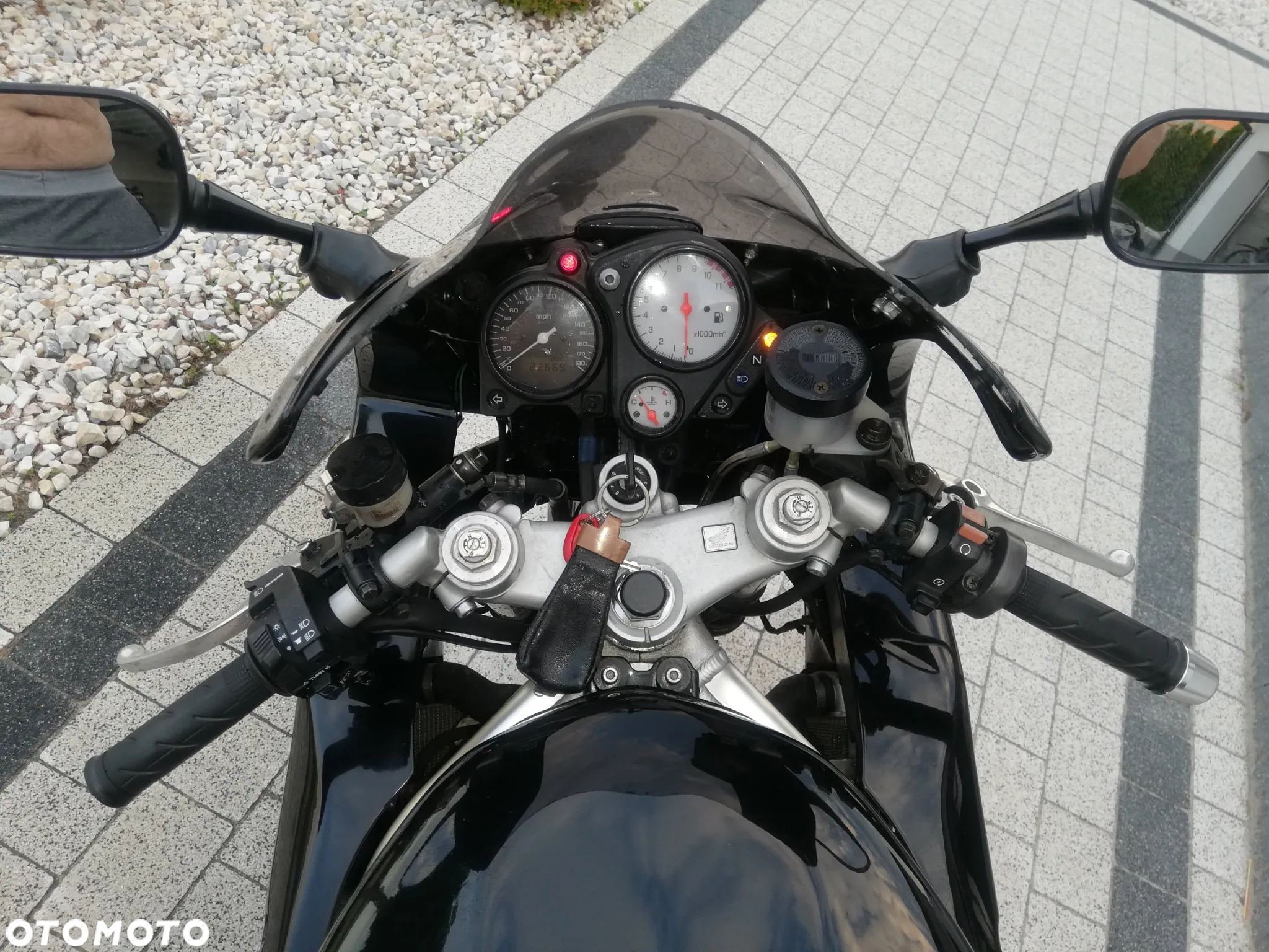 Honda VTR - 4