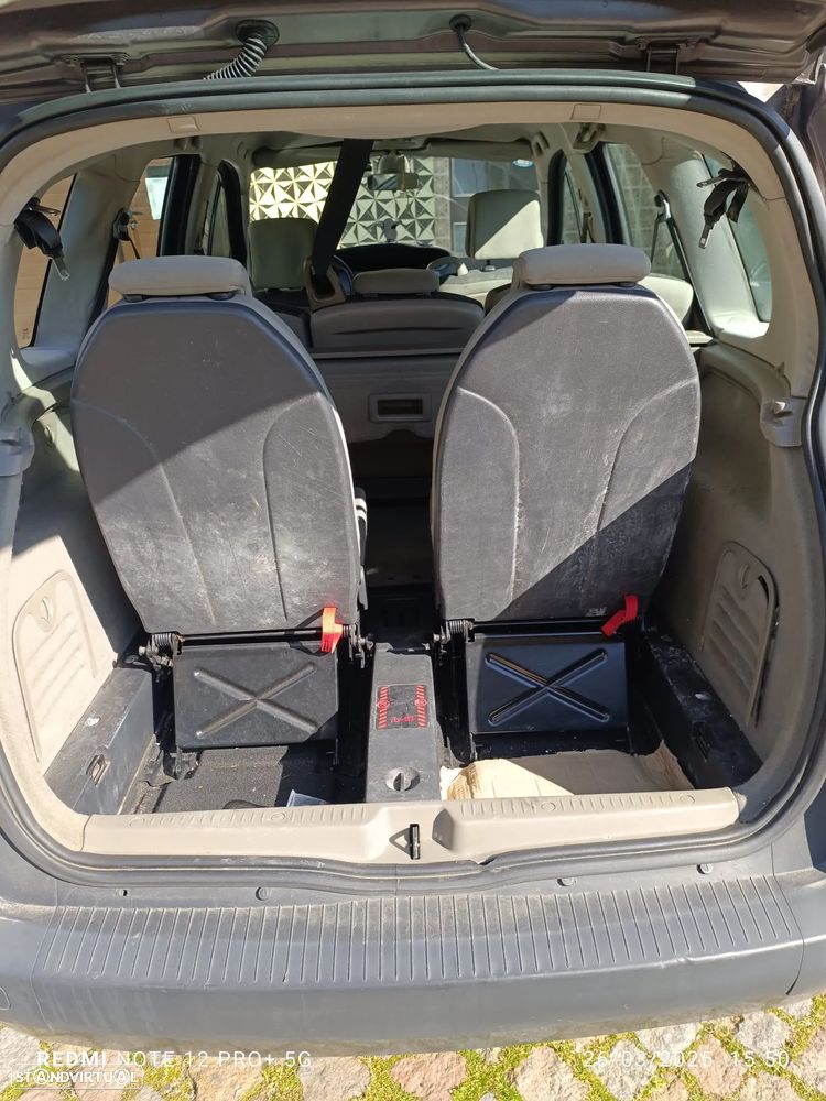 Renault Grand Scénic 1.9 dCi Confort Dynamique - 9