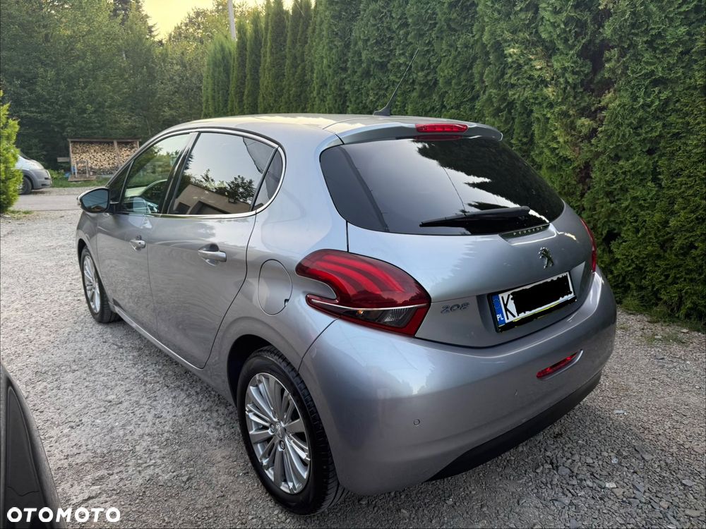 Peugeot 208 PureTech 110 Stop & Start EAT6 Allure - 24