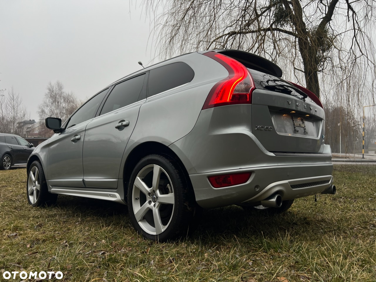 Volvo XC 60 T6 AWD R-Design - 11