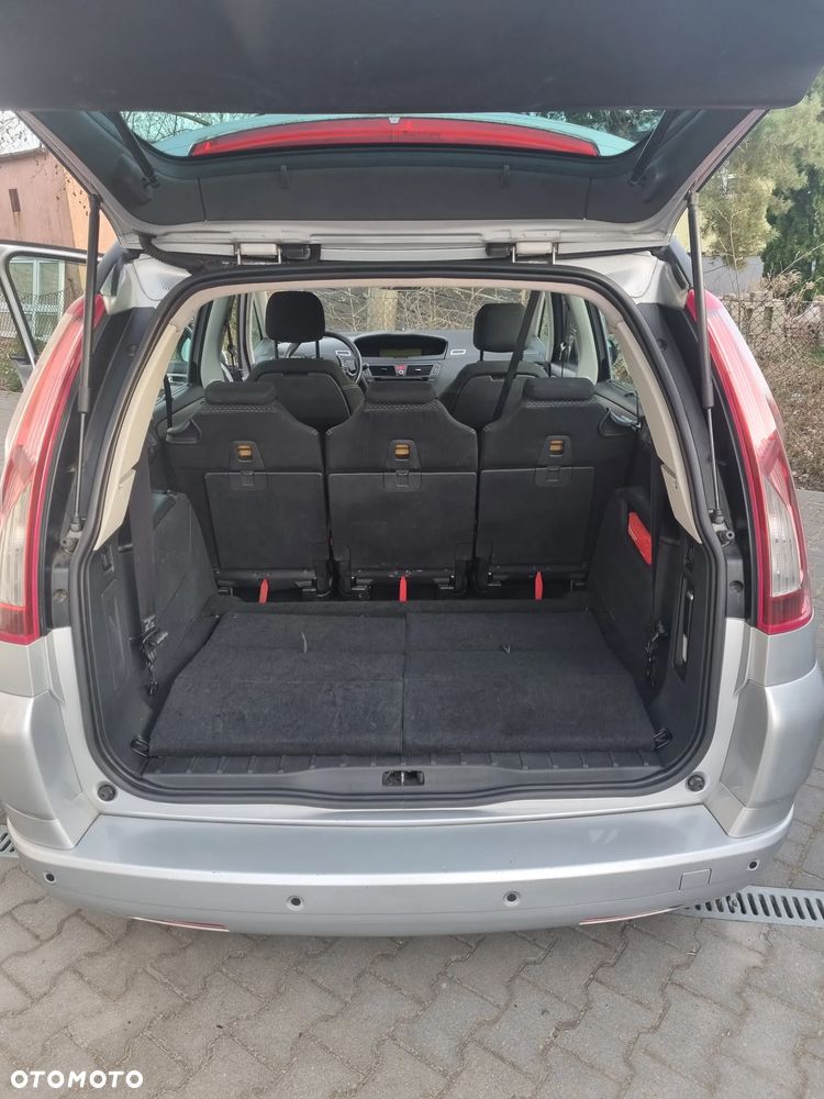 Citroën C4 Grand Picasso 1.8 16V Advance - 11