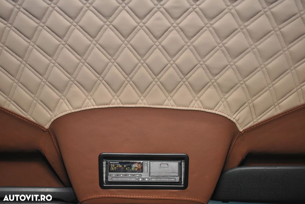 Mercedes-Benz Sprinter 517 CDI - Microbuz 19+1+1 - Cala adancita - 31