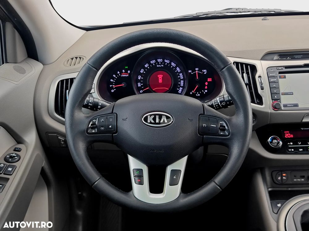 Kia Sportage 2.0 DSL MT 4x4 PREMIUM - 10